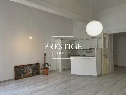 Pronájem bytu 3+kk, Praha - Karlín, Sokolovská, 86 m2