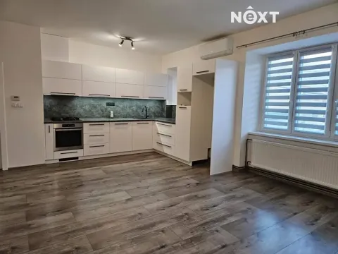 Pronájem bytu 2+kk, Hodonín, Janáčkova, 59 m2