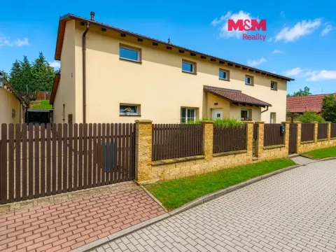 Prodej rodinného domu, Mratín, V Poustkách, 168 m2