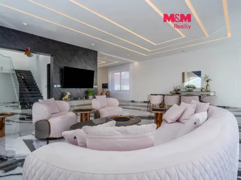 Prodej rodinného domu, Jirny, Modřínová, 400 m2