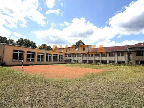 Prodej kanceláře, Děčín, Riegrova, 1200 m2
