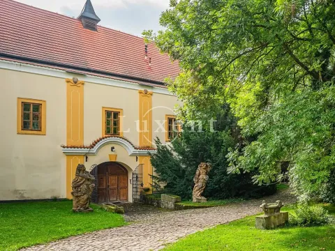 Prodej domu, Třebotov, U Tvrze, 2500 m2