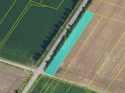 Prodej podílu pole, Hněvčeves, 2481 m2
