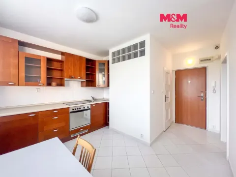 Pronájem bytu 1+1, Praha - Letňany, Dobratická, 31 m2