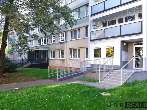 Prodej bytu 3+1, Praha - Prosek, Bílinská, 55 m2