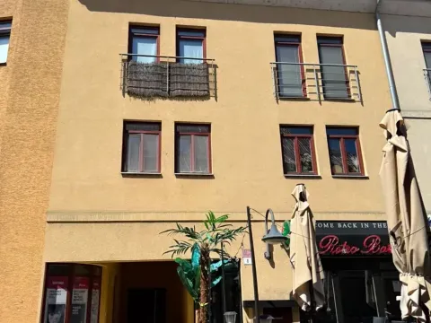 Pronájem garážového stání, Olomouc, Uhelná, 15 m2