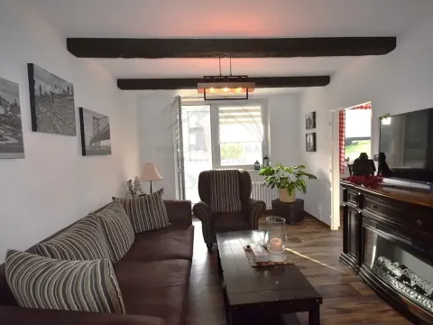 Prodej bytu 3+1, Česká Ves, 70 m2