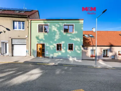 Prodej rodinného domu, Přeštice, Poděbradova, 140 m2