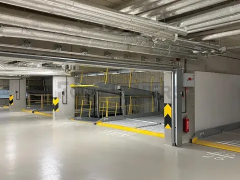 Pronájem garáže, Brno, Spolková, 12 m2