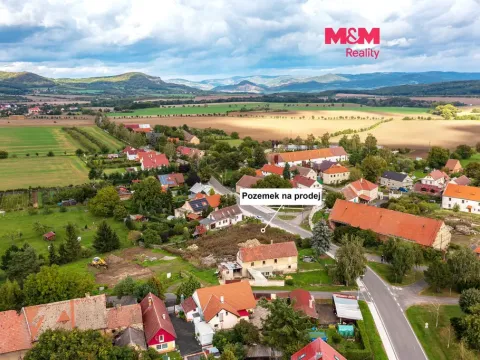 Prodej pozemku pro bydlení, Velemín - Březno, 608 m2