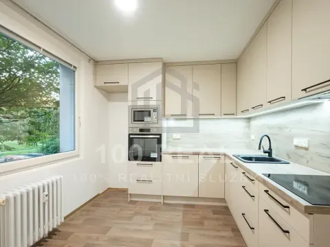 Pronájem bytu 3+1, Nové Město nad Metují, Nad Stadionem, 74 m2