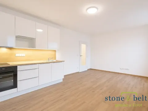 Pronájem bytu 1+kk, Praha - Hlubočepy, Fabiánové, 31 m2