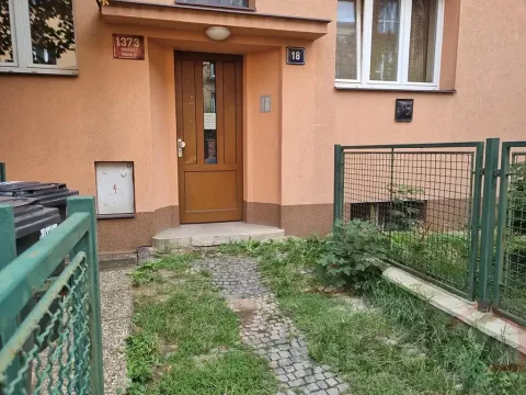 Pronájem bytu 1+1, Praha - Strašnice, Srbínská, 24 m2
