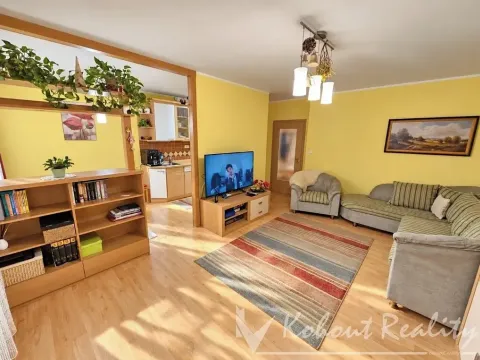 Prodej bytu 3+1, Praha - Horní Měcholupy, Parmská, 78 m2