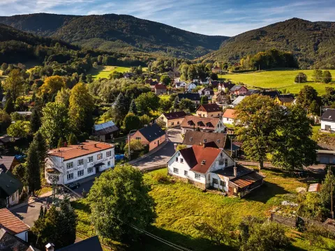 Prodej rodinného domu, Hejnice, 219 m2