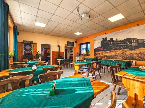 Pronájem restaurace, Praha - Hostivař, U hostivařského nádraží, 127 m2