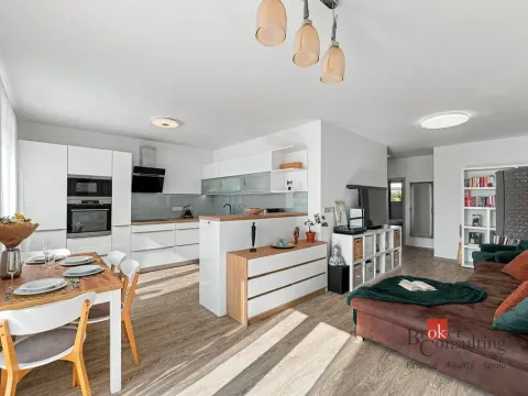 Prodej bytu 3+kk, Vochov, 70 m2