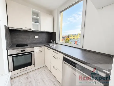Prodej bytu 2+kk, Praha - Háje, Brechtova, 30 m2