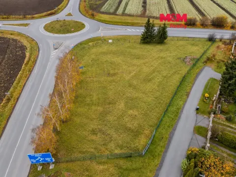Pronájem komerčního pozemku, Mochov, 2406 m2