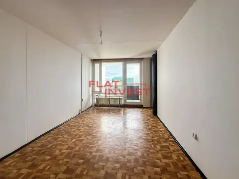 Prodej bytu 3+1, Praha - Kobylisy, Štíbrova, 66 m2